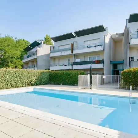 Flat With Terrace, Swimming-pool And Parking, Close To Bordeaux - Welkeys Apartment *